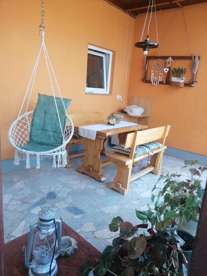 Studio Apartman Krosna Perusic Екстер'єр фото