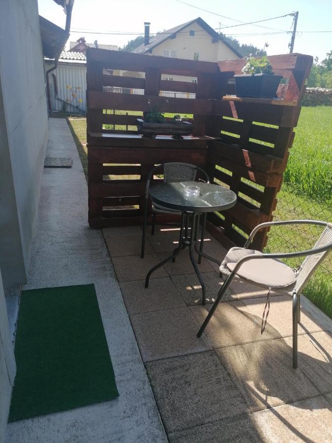 Studio Apartman Krosna Perusic Екстер'єр фото
