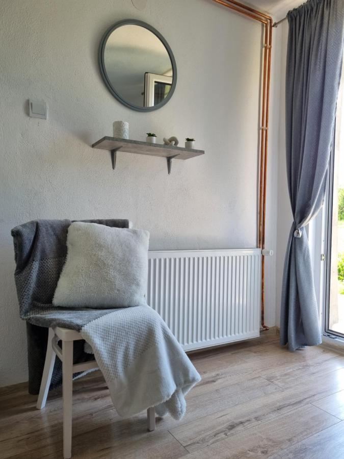 Studio Apartman Krosna Perusic Екстер'єр фото