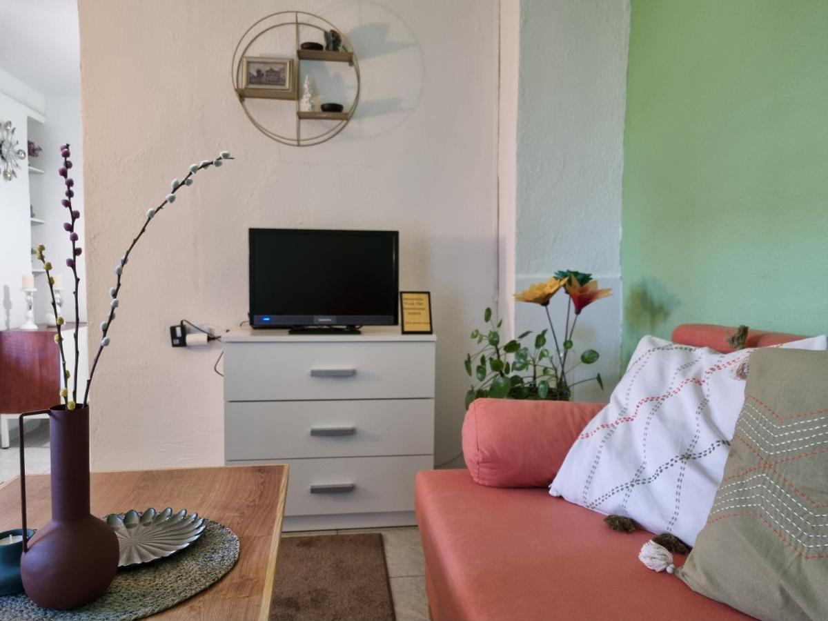 Studio Apartman Krosna Perusic Екстер'єр фото
